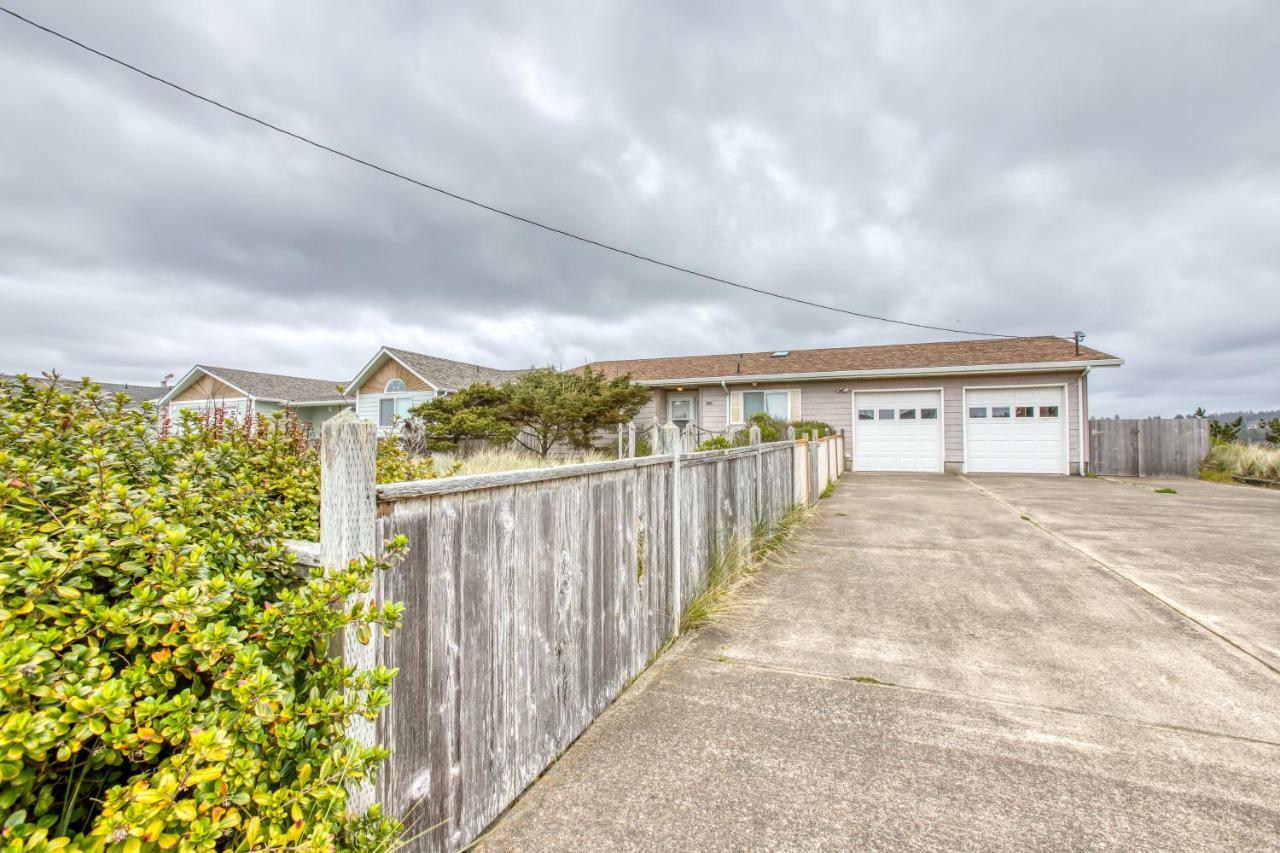 Harbor House Villa Waldport Exterior photo
